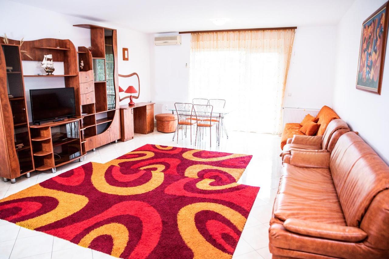 Club Onix Apartments Neptun Esterno foto