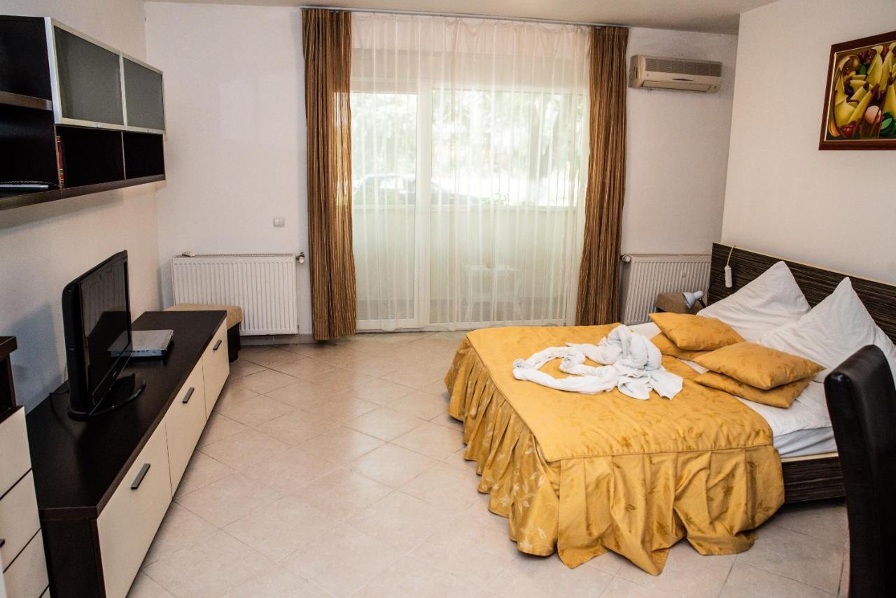 Club Onix Apartments Neptun Esterno foto