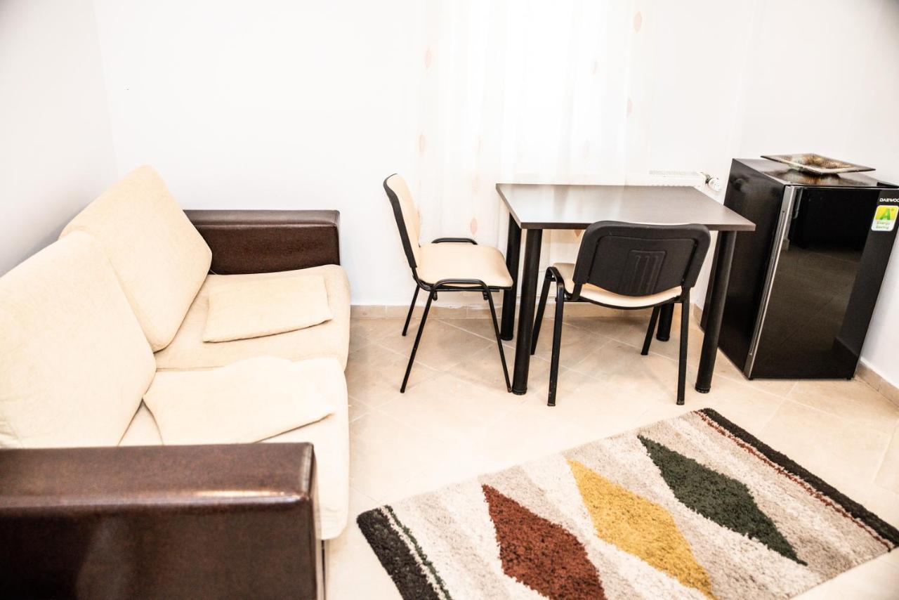 Club Onix Apartments Neptun Esterno foto