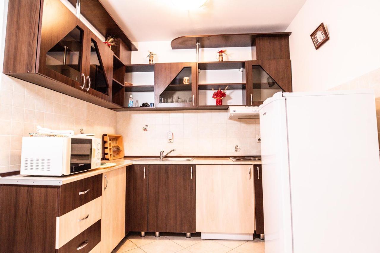 Club Onix Apartments Neptun Esterno foto