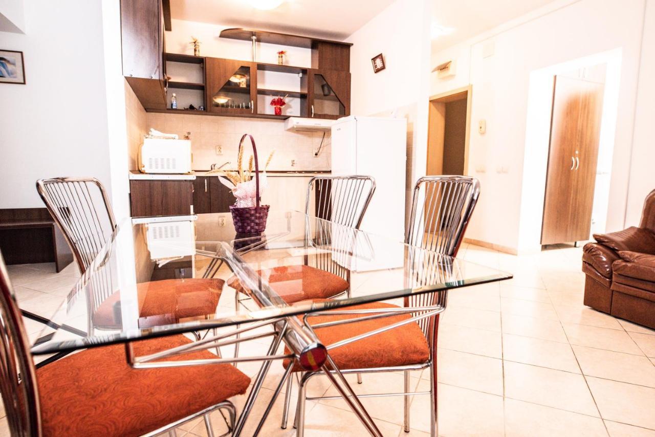 Club Onix Apartments Neptun Esterno foto
