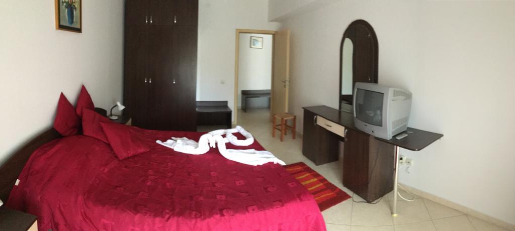 Club Onix Apartments Neptun Esterno foto