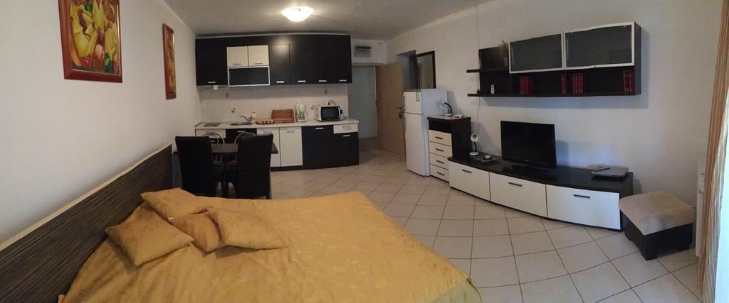 Club Onix Apartments Neptun Esterno foto
