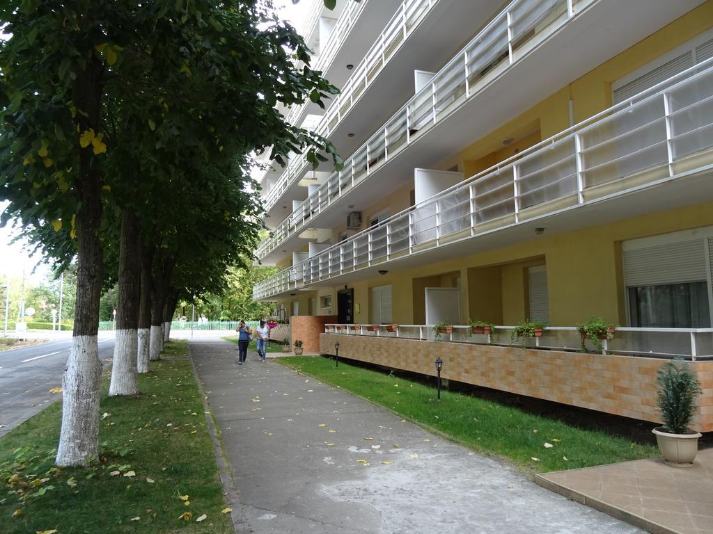 Club Onix Apartments Neptun Esterno foto